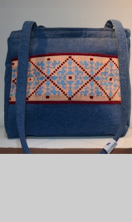 BLUE BAG CROSS STITCH